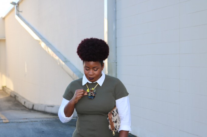 Black Blogger Wearing Neon and Black Kate Spade Statement Necklace and Afro Puff